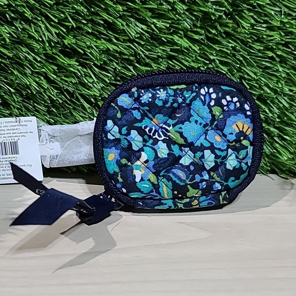Vera Bradley Women's Cotton Bag Charm for Airpods / Dreamer Paisley NWT